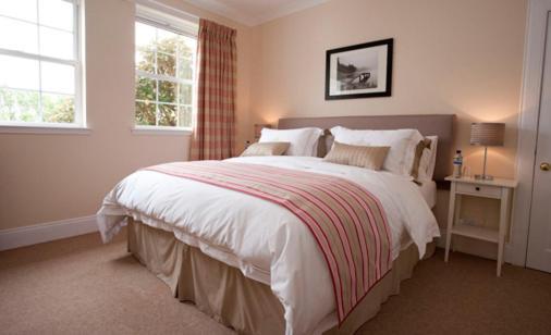 Skerrols House Pension Bridgend  Buitenkant foto
